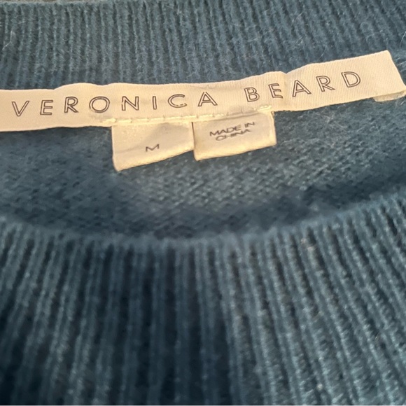 Cashmere sweater by Veronica Beard! - Picture 3 of 4